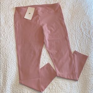 NEW W/ TAGS- Fabletics Mid-Rise Powerform Leggings